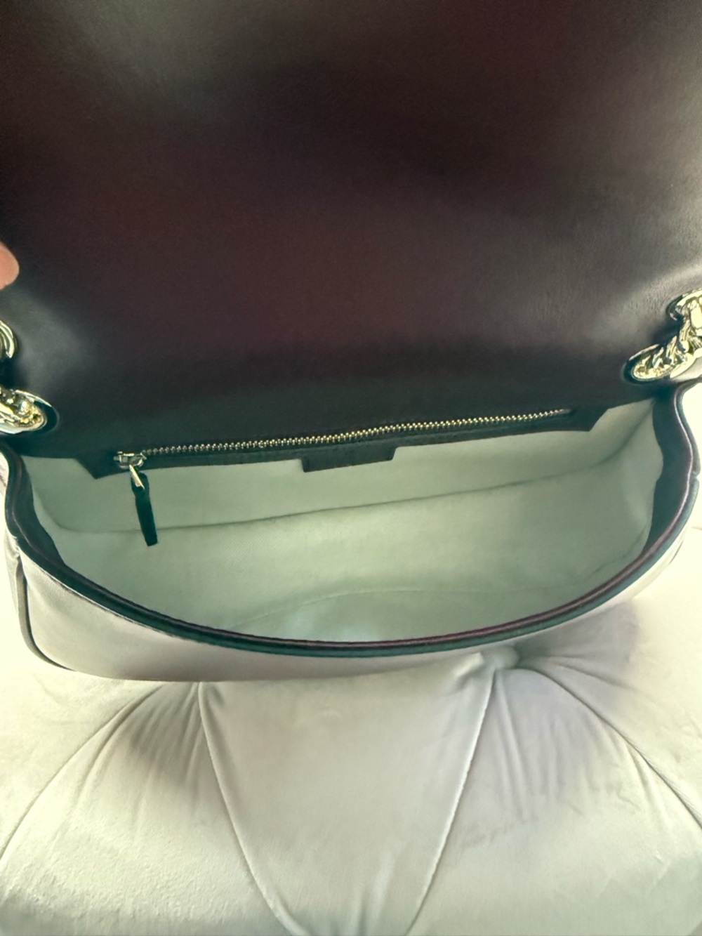 Gucci Burgundy Leather Shoulder Bag with Gold Double G - Picture 4 of 5